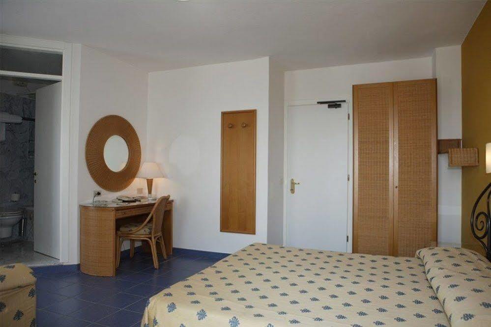 Garni' Serena Hotel